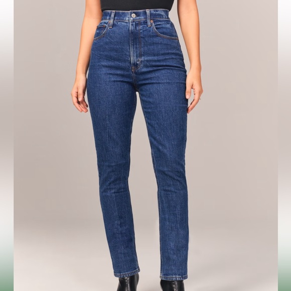 Abercrombie Curve Love Ultra High Rise 90s Slim Straight Jean - Picture 2 of 9